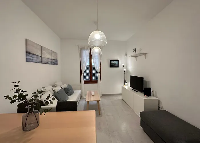 La Caleta Apartment *